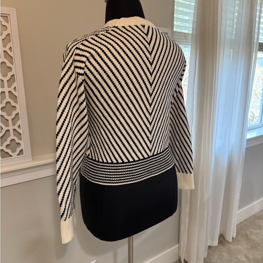 Black and White Striped Sweater - Picture 5 of 7
